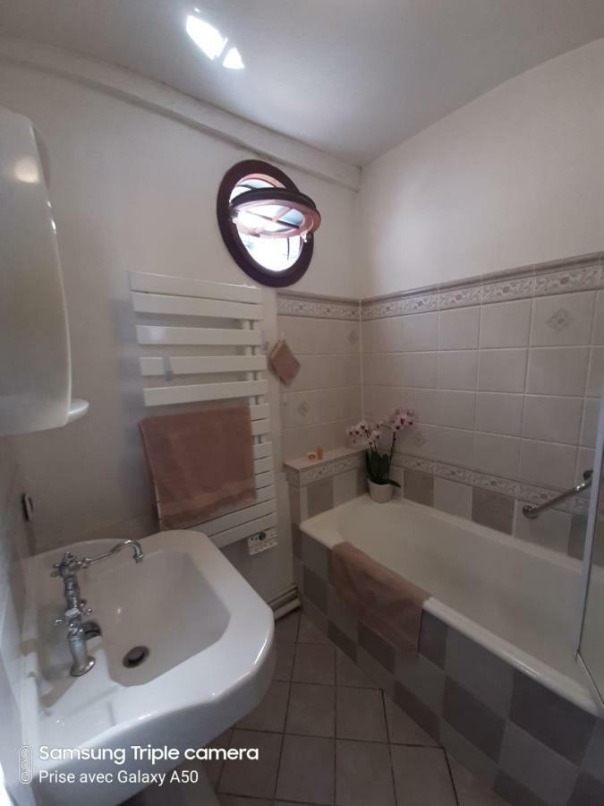 Ancre Marine Appartement Honfleur Buitenkant foto